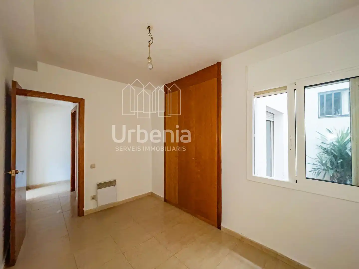 Bedroom of Flat for sale in Canyamars
