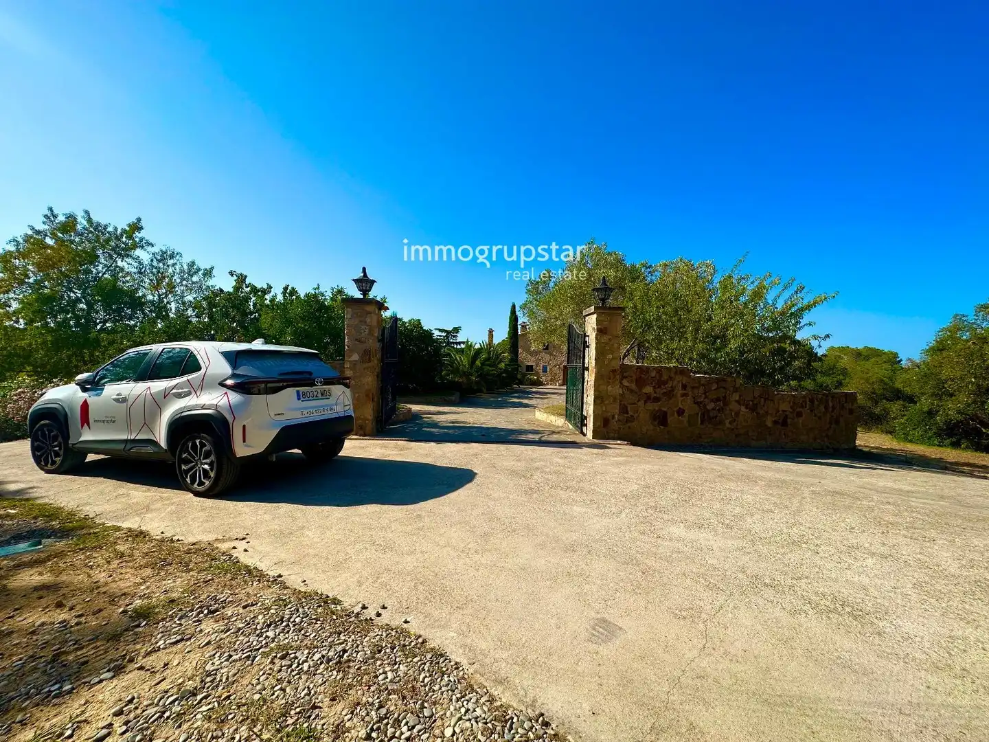 Vista exterior de Finca rústica en venta en Santa Cristina d'Aro con Terraza, Trastero y Piscina