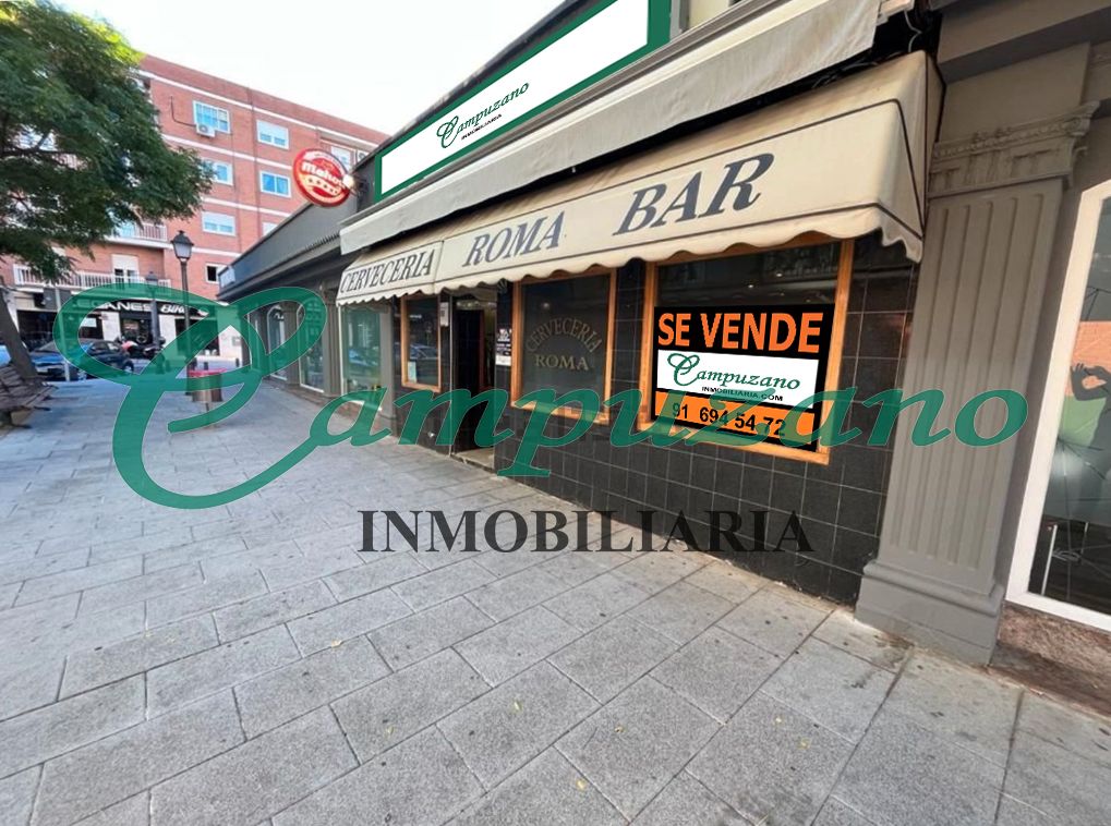 Vista exterior de Local en venda en Leganés amb Aire condicionat, Calefacció i Terrassa