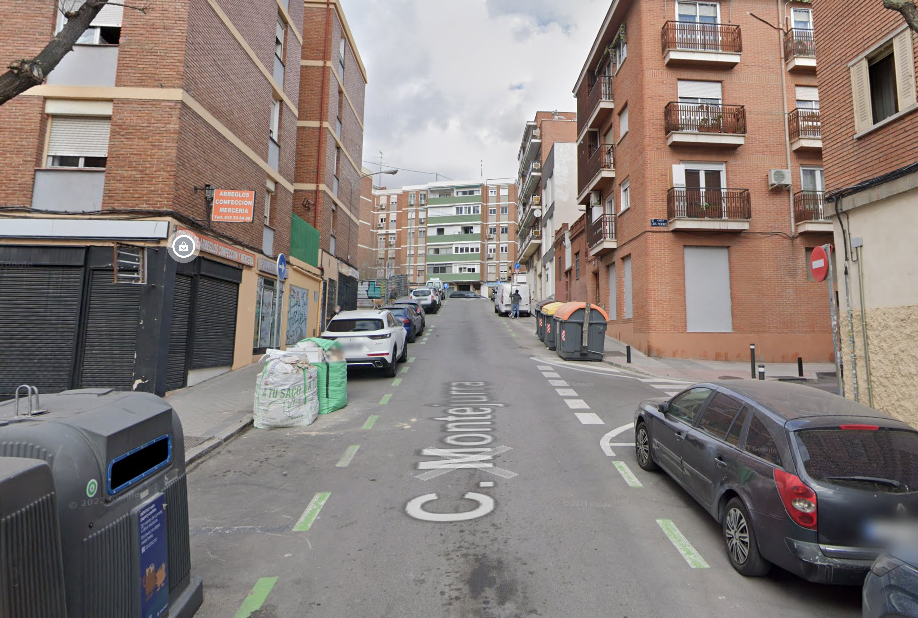 Vista exterior de Piso en venta en  Madrid Capital