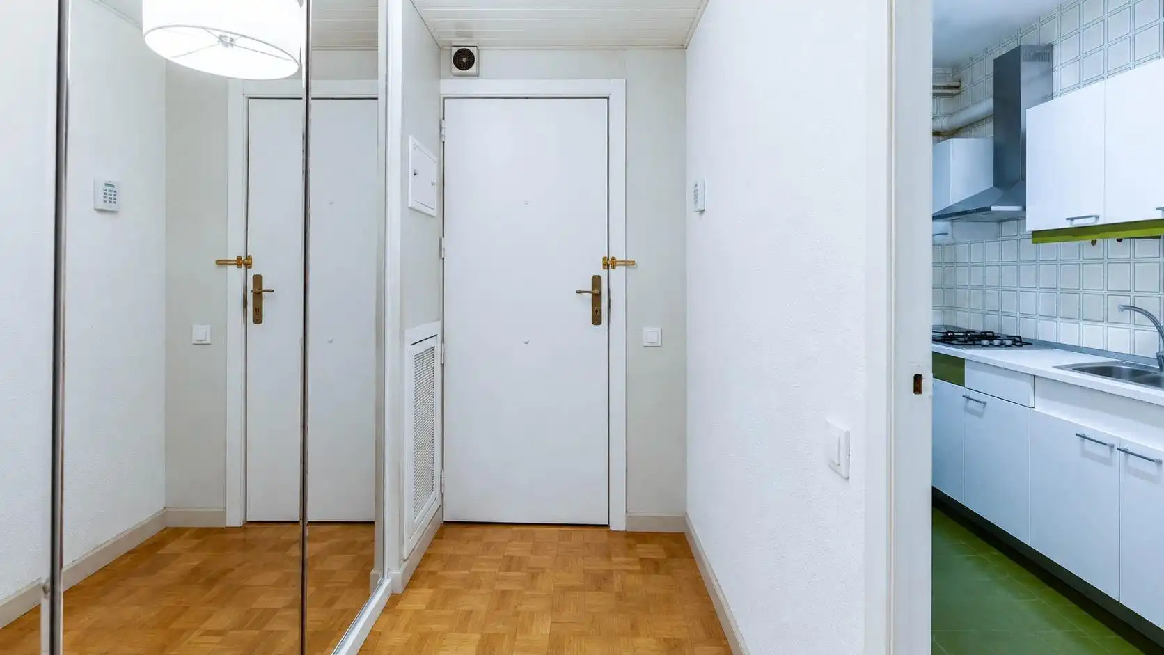 Flat for sale in Barcelona  with Heating, Parquet flooring and Storage room