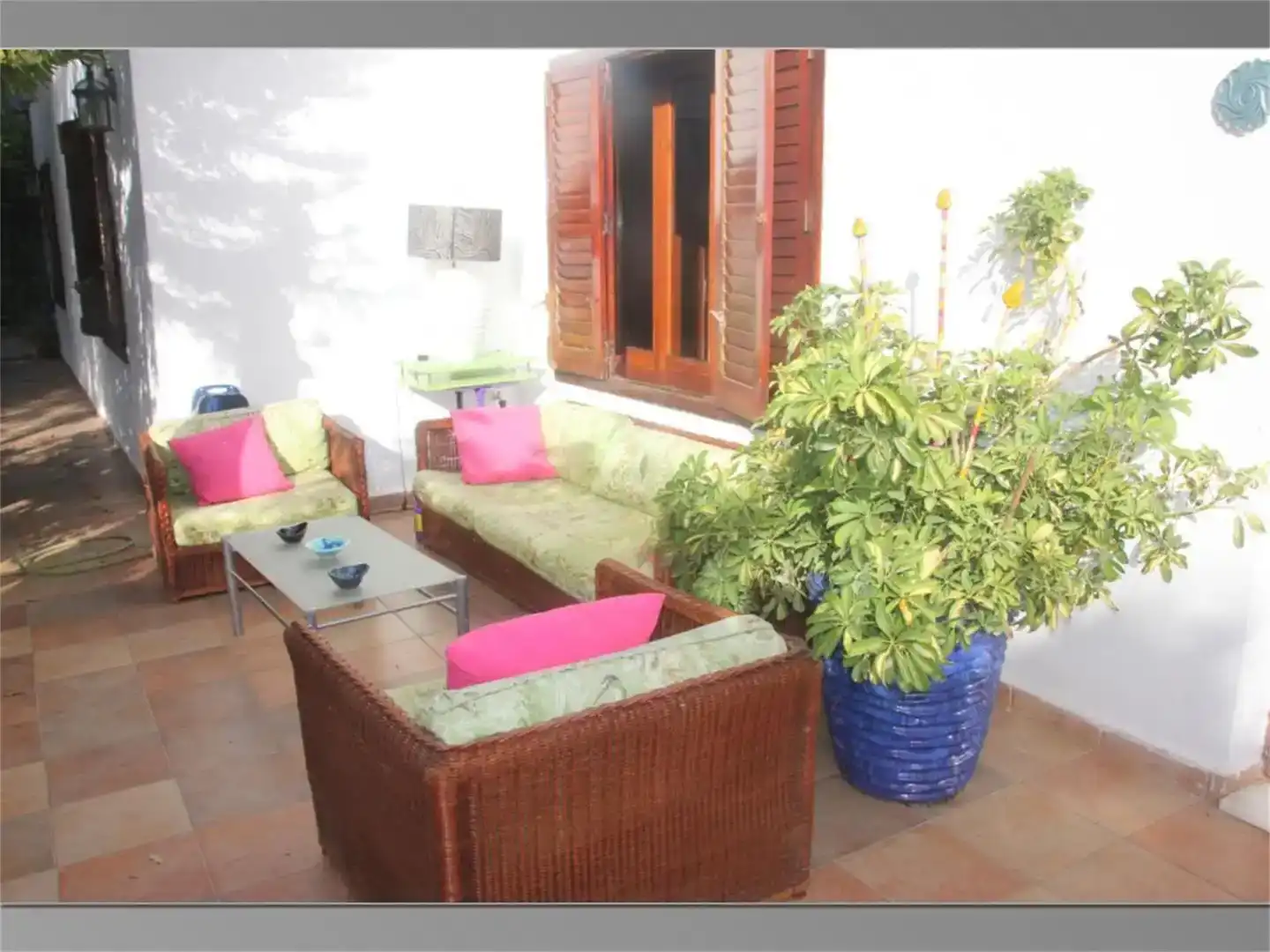 Terrassa de Finca rústica en venda en Llocnou de Sant Jeroni amb Jardí privat, Piscina i Moblat