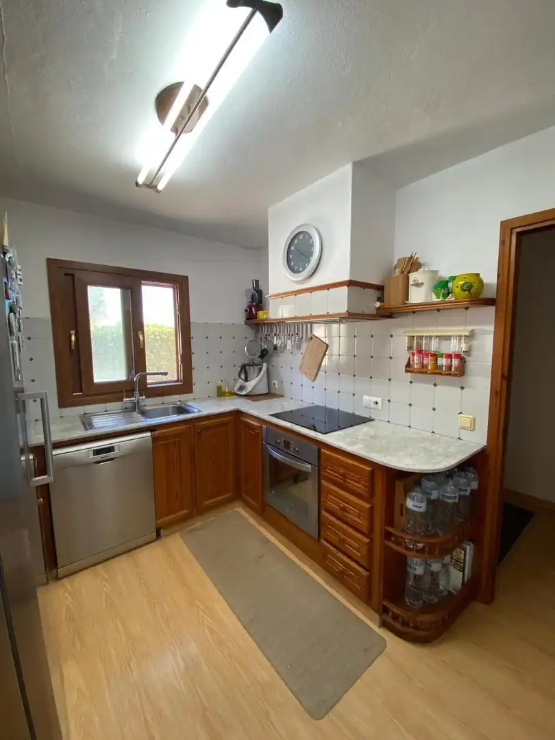 Cuina de Casa o xalet en venda en Ciutadella de Menorca amb Aire condicionat, Calefacció i Terrassa