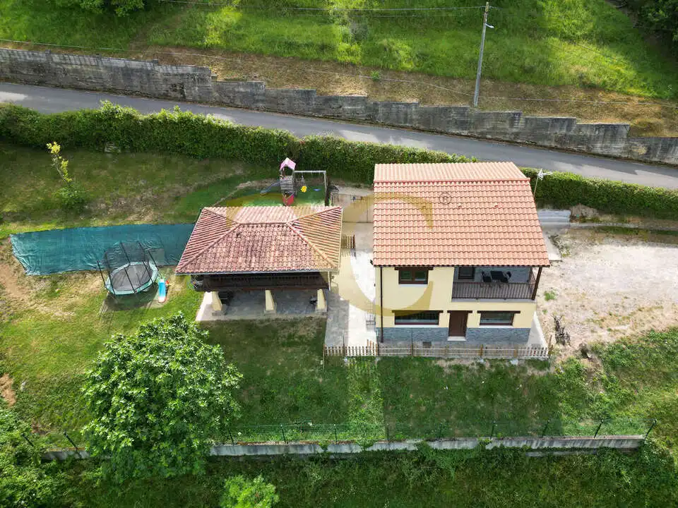 Casa o chalet en venta en Gijón  con Calefacción, Jardín privado y Balcón