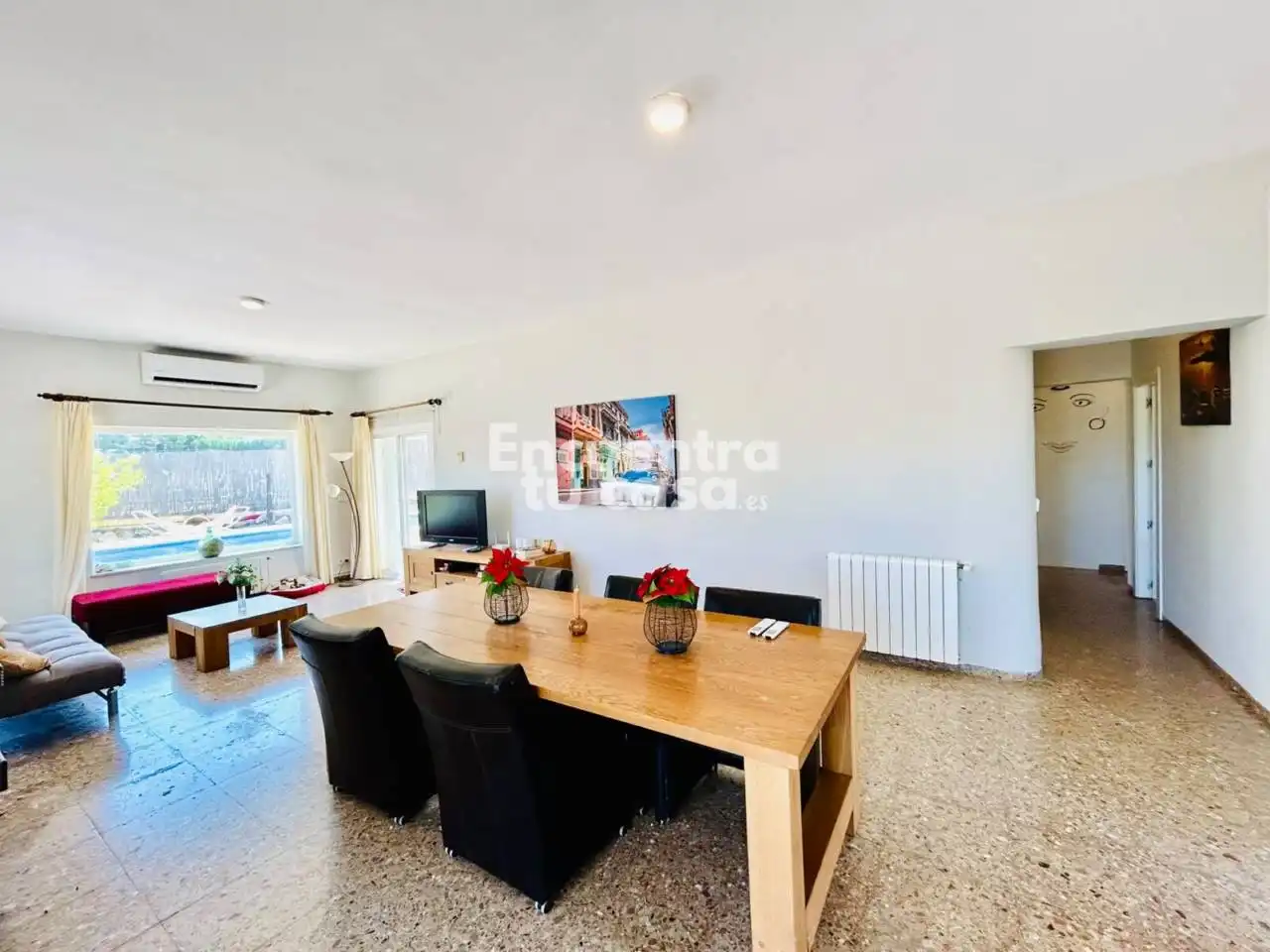 Sala d'estar de Casa o xalet en venda en L'Alfàs del Pi amb Aire condicionat, Calefacció i Jardí privat