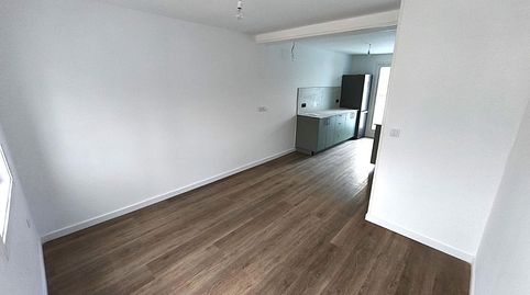 Foto 4 de Apartamento en venta en Rúa Armando Cotarelo, A Gándara, Narón