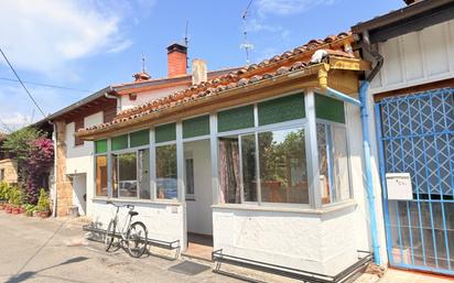 Exterior view of Single-family semi-detached for sale in Cabezón de la Sal  with Heating, Storage room and Furnished
