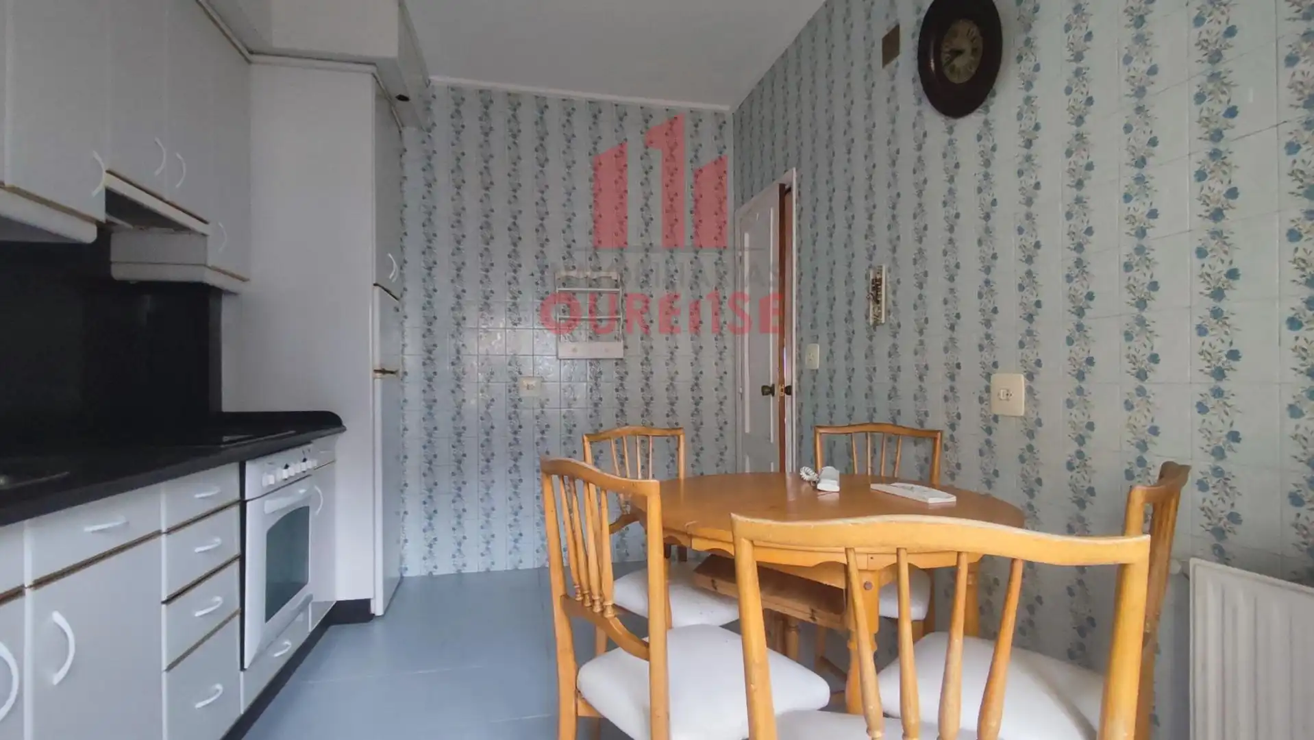 Cuina de Casa o xalet en venda en Ourense Capital  amb Calefacció