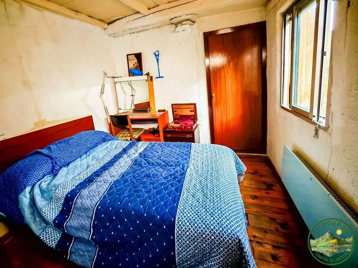 Bedroom of Houses for sale in Ponferrada  with Heating, Parquet flooring and Terrace