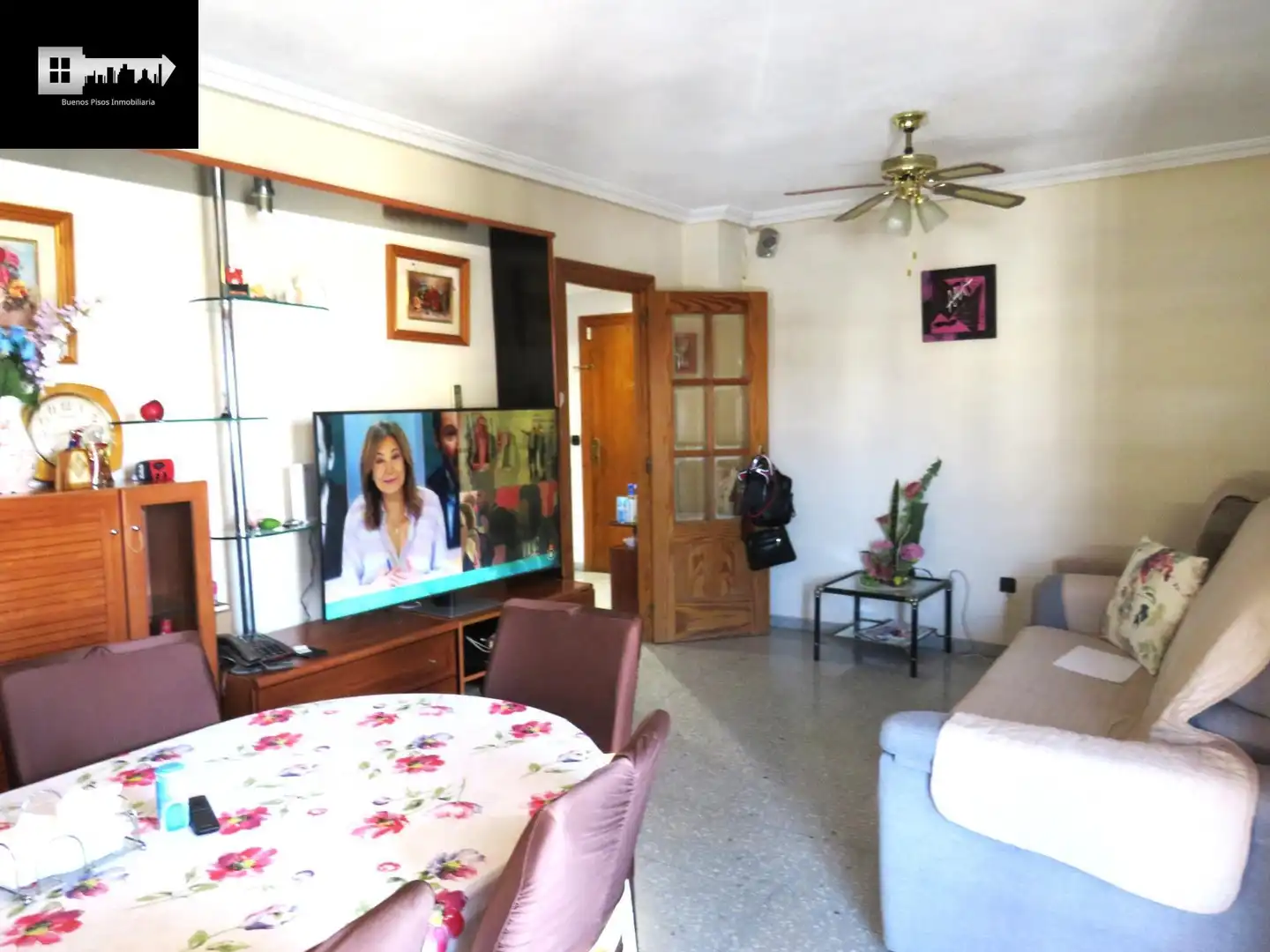 Sala de estar de Piso en venta en Alicante / Alacant con Aire acondicionado, Calefacción y Jardín privado