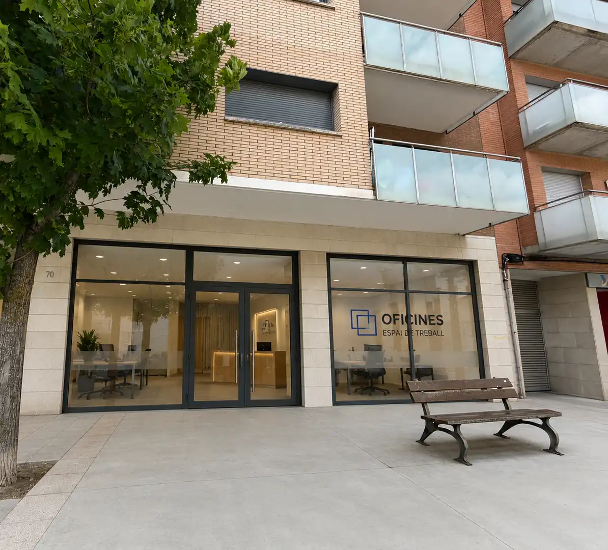 Local comercial en alquiler en de la Generalitat 70