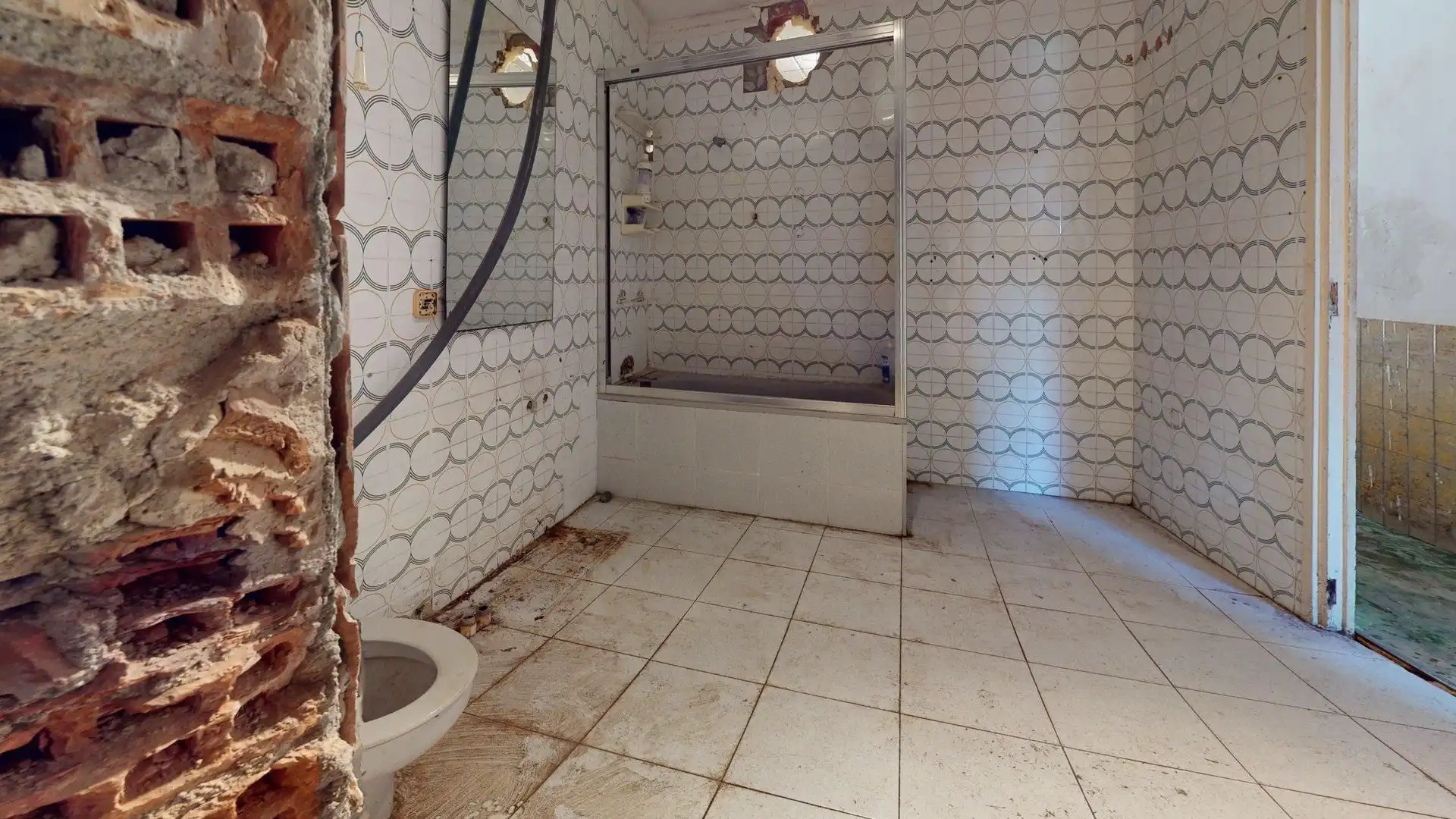 Bany de Casa adosada en venda en Sabadell amb Terrassa