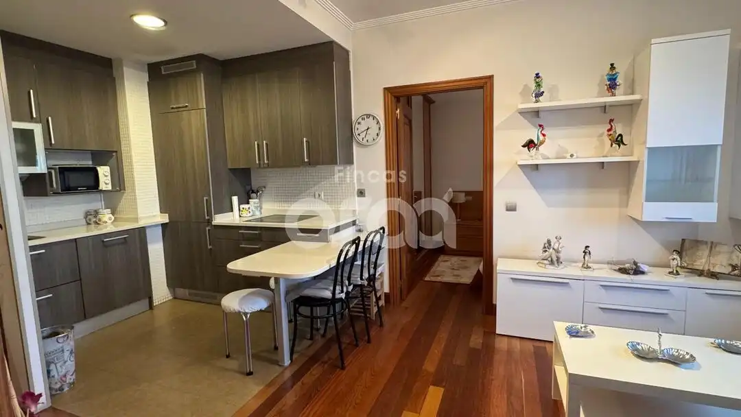 Bedroom of Flat for sale in Santurtzi   with Heating, Terrace and Furnished