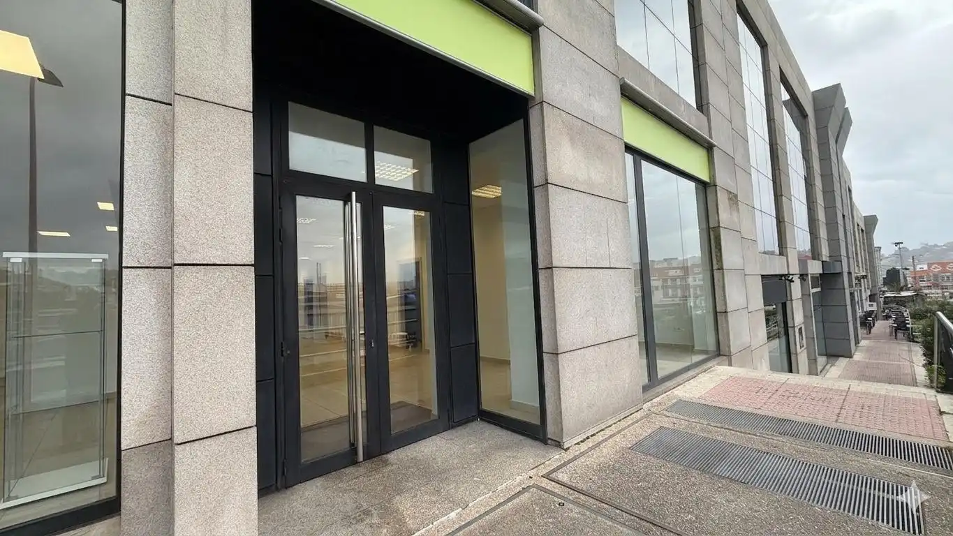 Exterior view of Commercial properties for rent in A Coruña Capital 