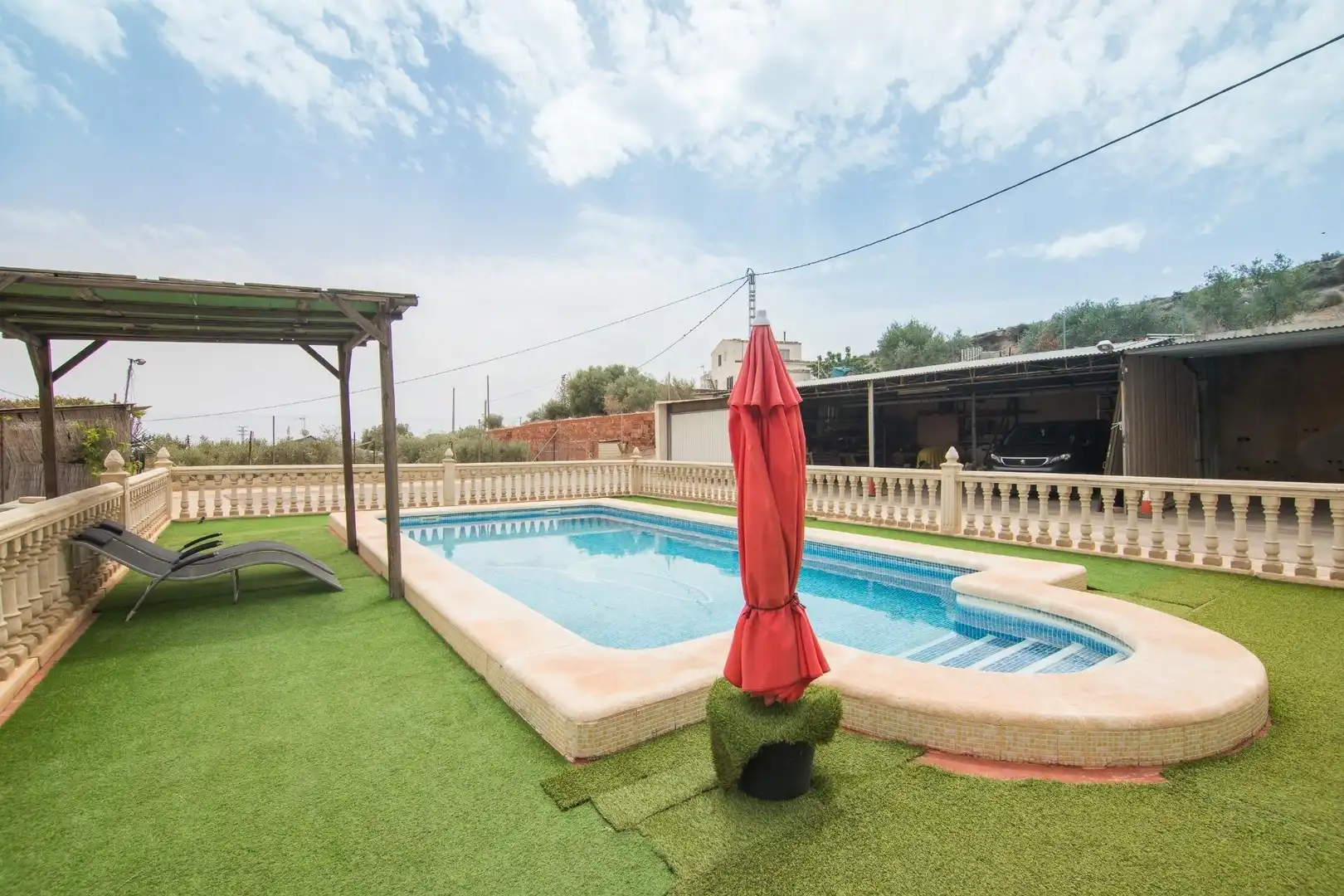 Schwimmbecken von Haus oder Chalet zum Verkauf in Elche / Elx mit Klimaanlage, Privatgarten und Terrasse