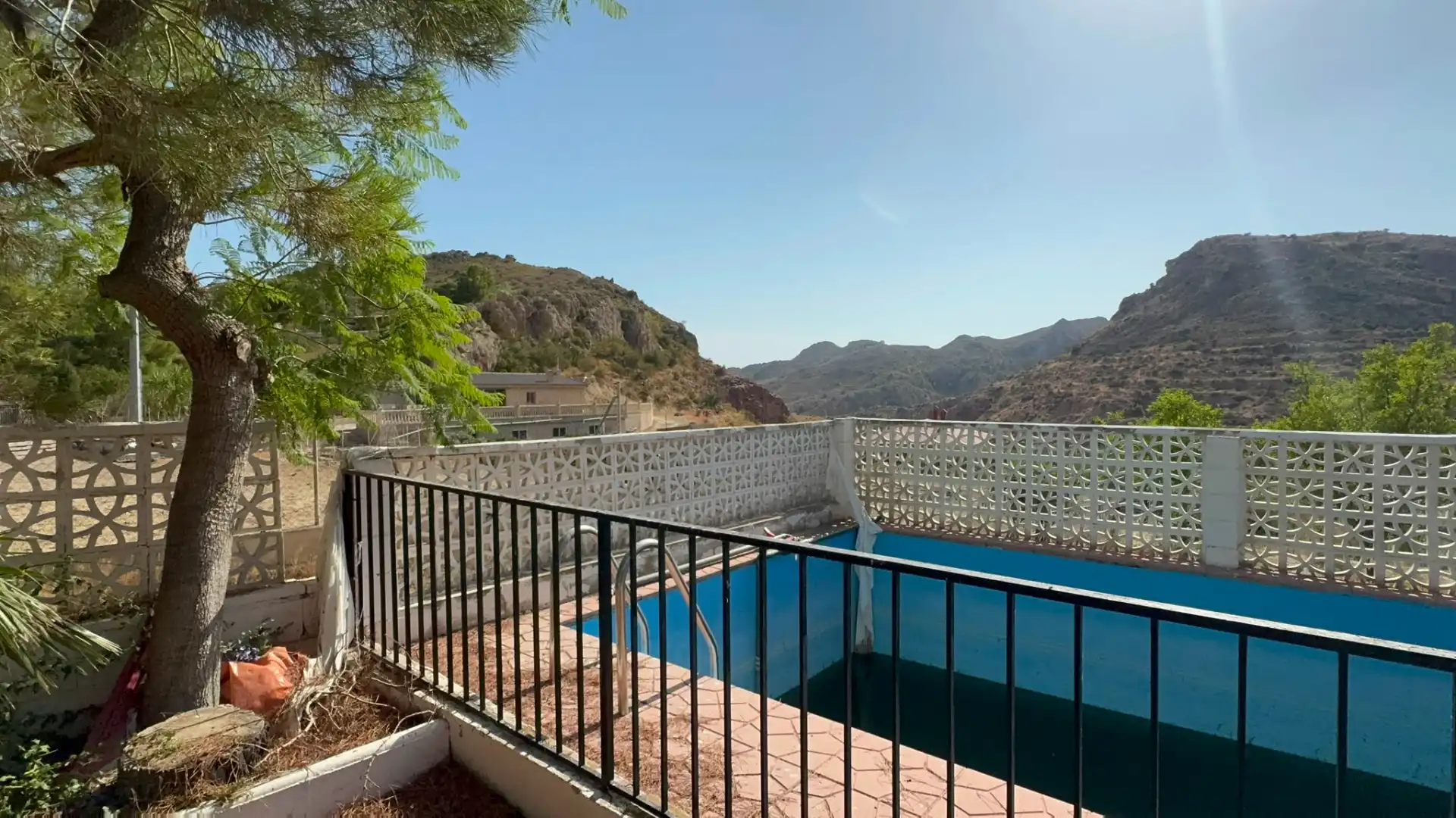 Piscina de Casa o xalet en venda en Crevillent amb Moblat