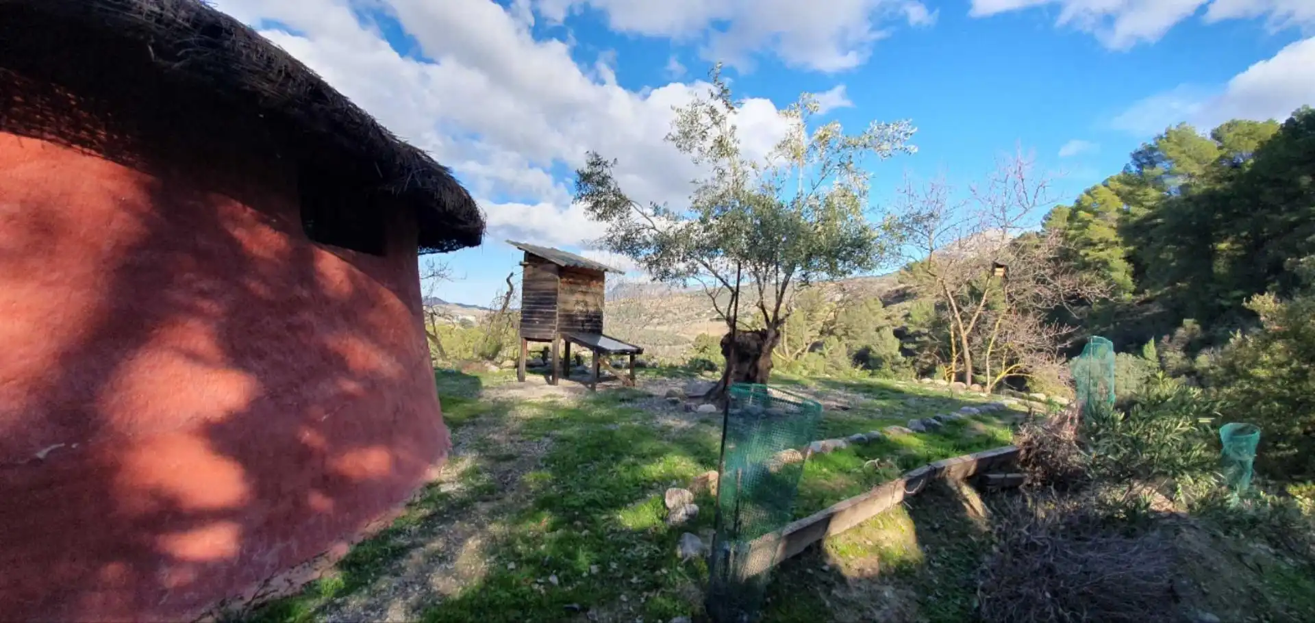 Vista exterior de Finca rústica en venda en El Burgo amb Calefacció, Jardí privat i Traster