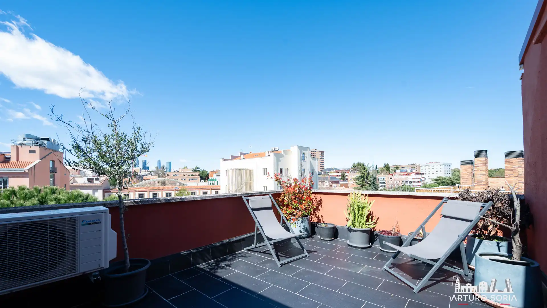 Terrace of Attic for sale in  Madrid Capital  with Air Conditioner, Terrace and Storage room