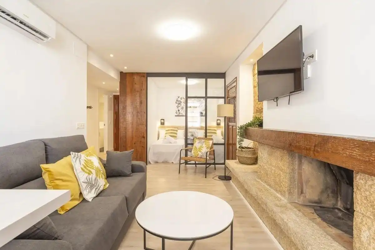 Living room of Apartments for sale in El Bajondillo