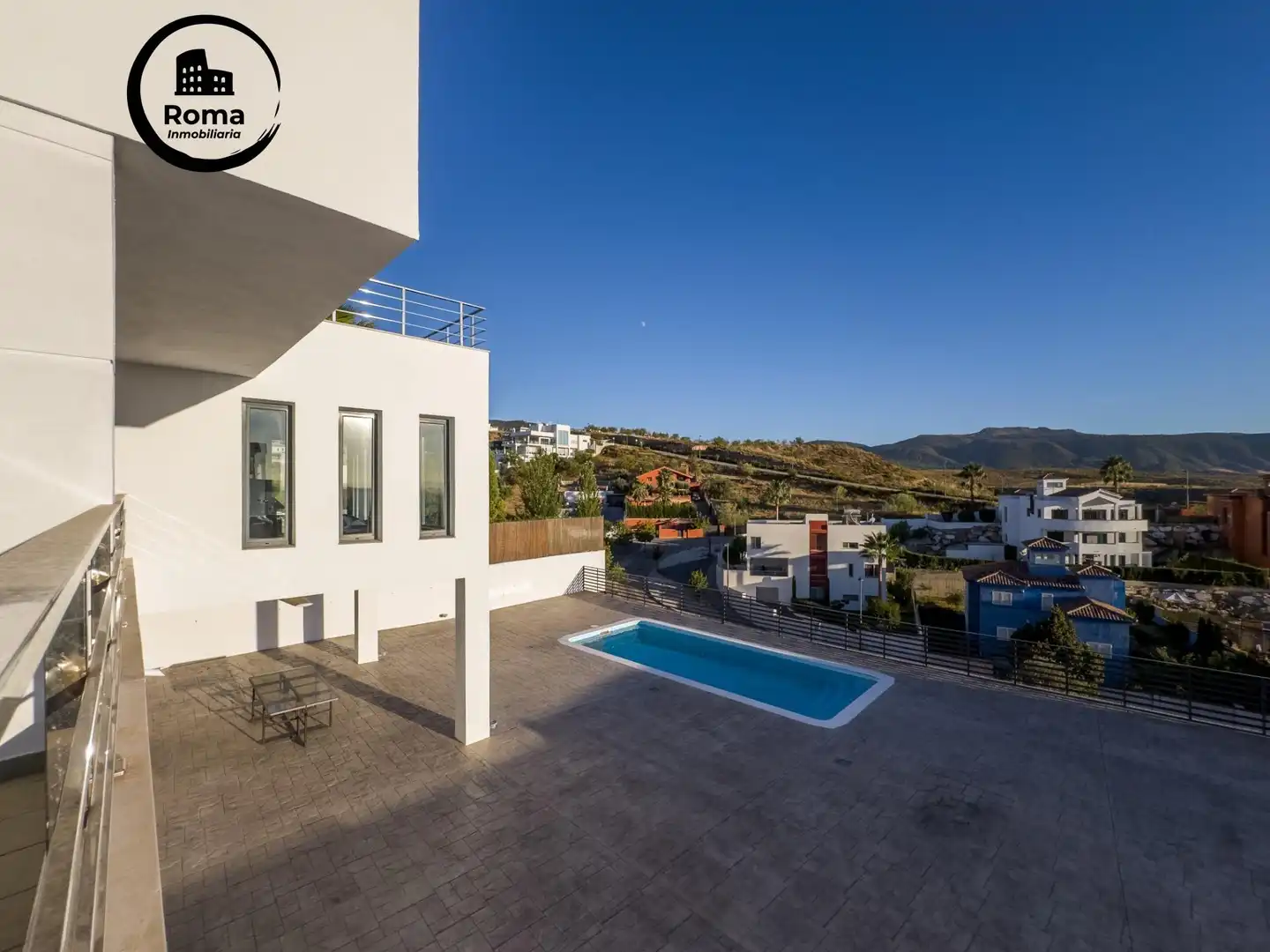 Terraza de Casa o chalet en venta en La Zubia con Aire acondicionado, Calefacción y Jardín privado