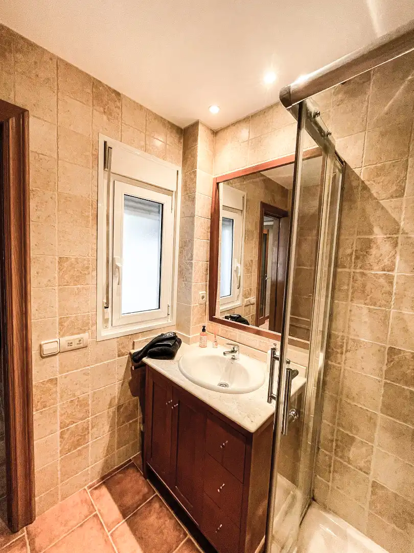 Bany de Pis en venda en Zaragoza amb Calefacció, Terrassa i Moblat