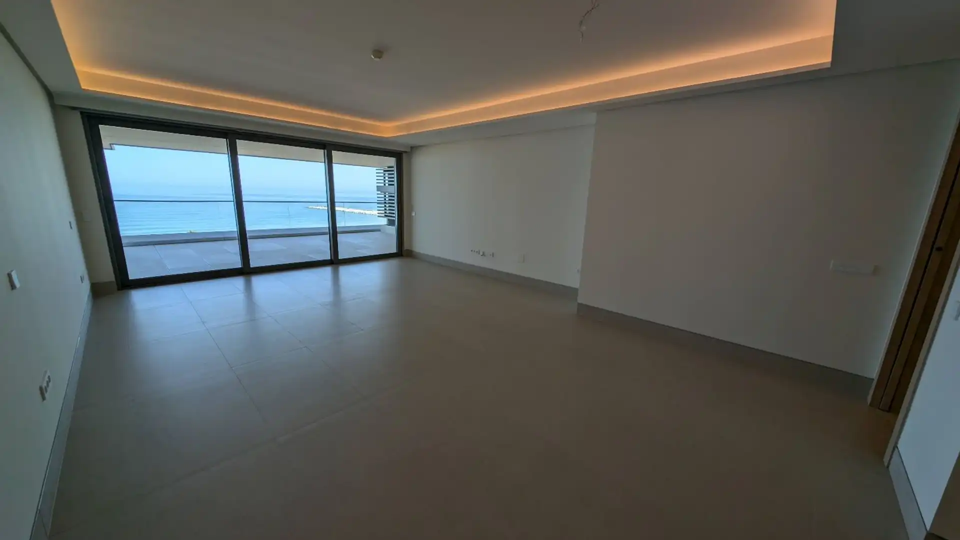 Apartamento de alquiler en Martín Carpena - Torre del Río