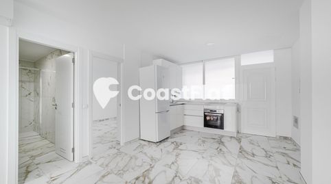 Foto 3 de Apartamento en venta en Los Cristianos, Arona