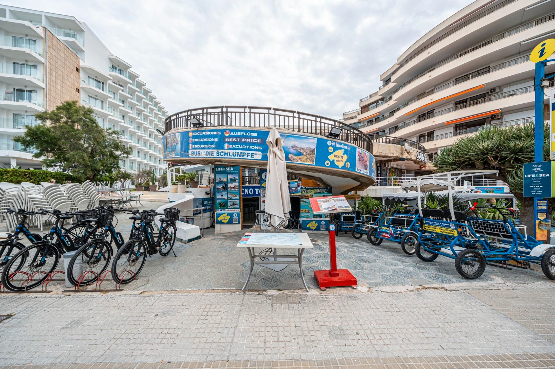 Local en venda en  Palma de Mallorca amb Calefacció, Terrassa i Moblat