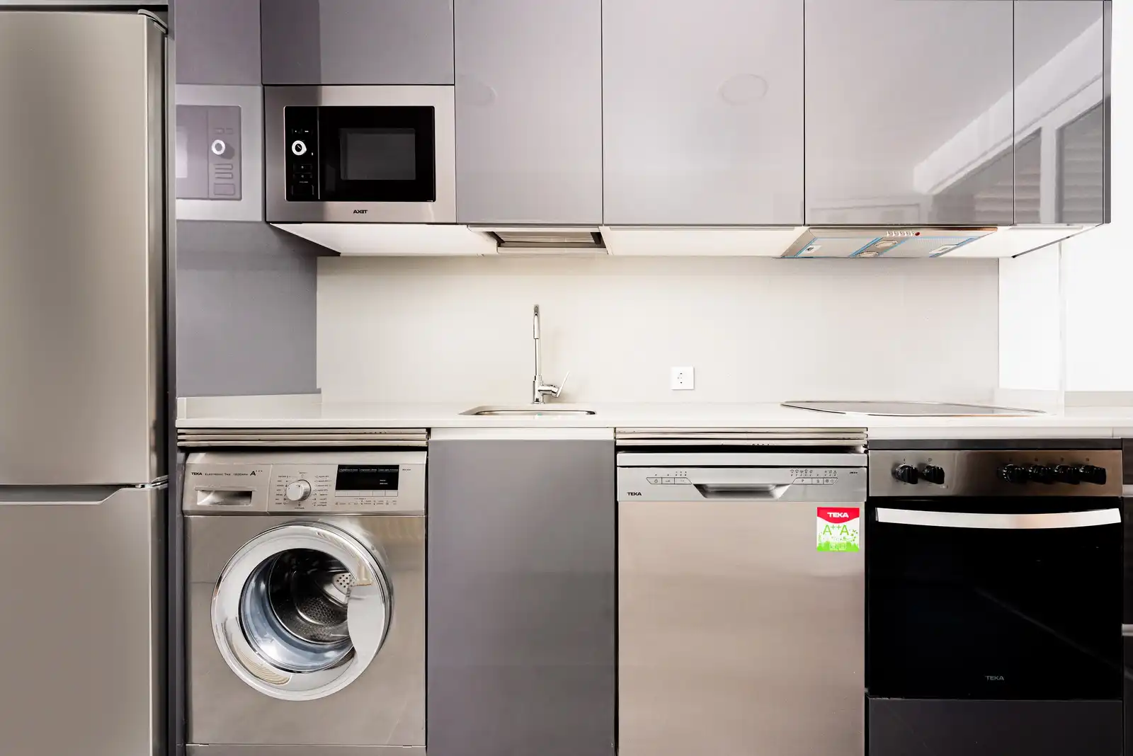 Kitchen of Flat for sale in Toledo  with Storage room