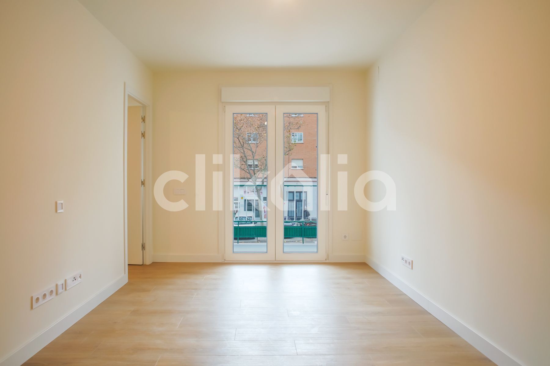 Habitación de Piso en venta en  Madrid Capital con Aire acondicionado, Calefacción y Terraza