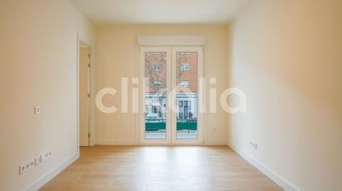 Foto 3 de Piso en venta en Portazgo, Madrid