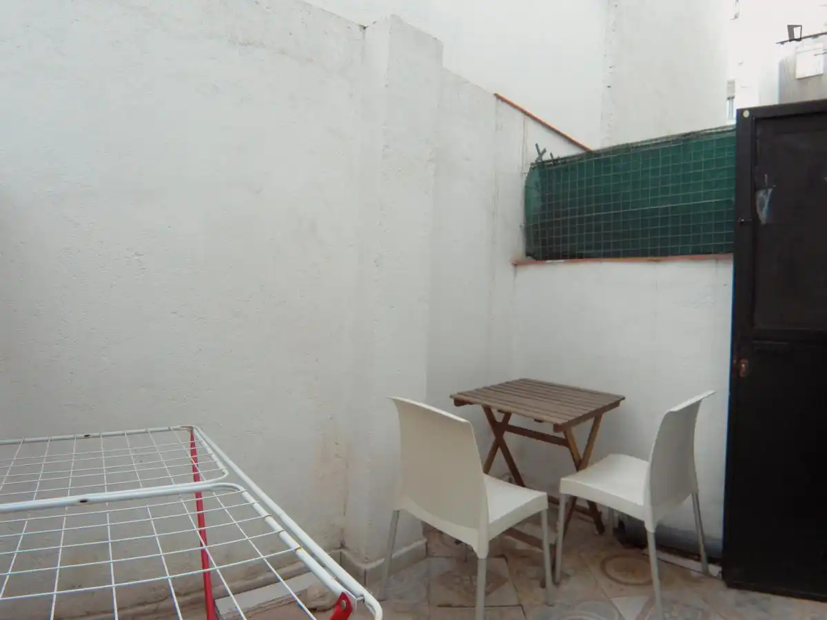 Study for rent in Puerta del Ángel