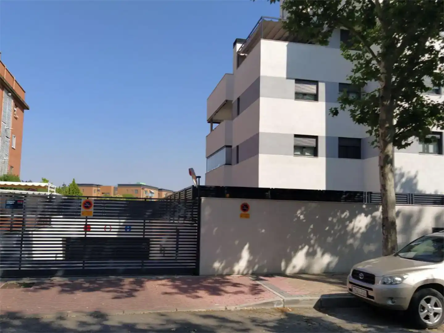 Außenansicht von Garage zur Miete in Alcorcón