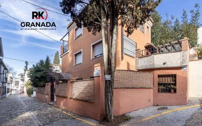 Exterior view of House or chalet for sale in  Granada Capital  with Air Conditioner and Terrace