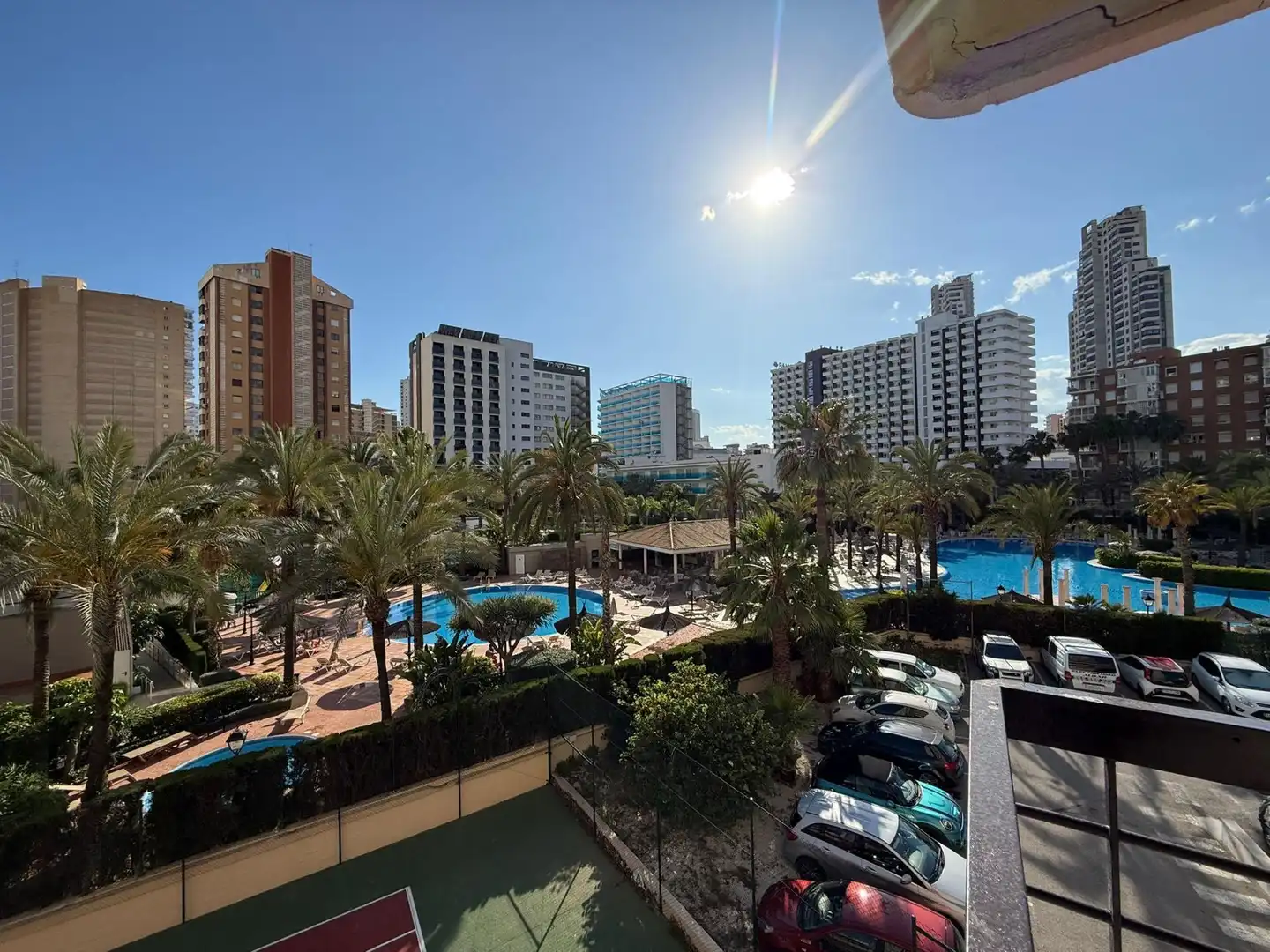 Vista exterior de Apartamento en venta en Benidorm con Aire acondicionado, Terraza y Amueblado