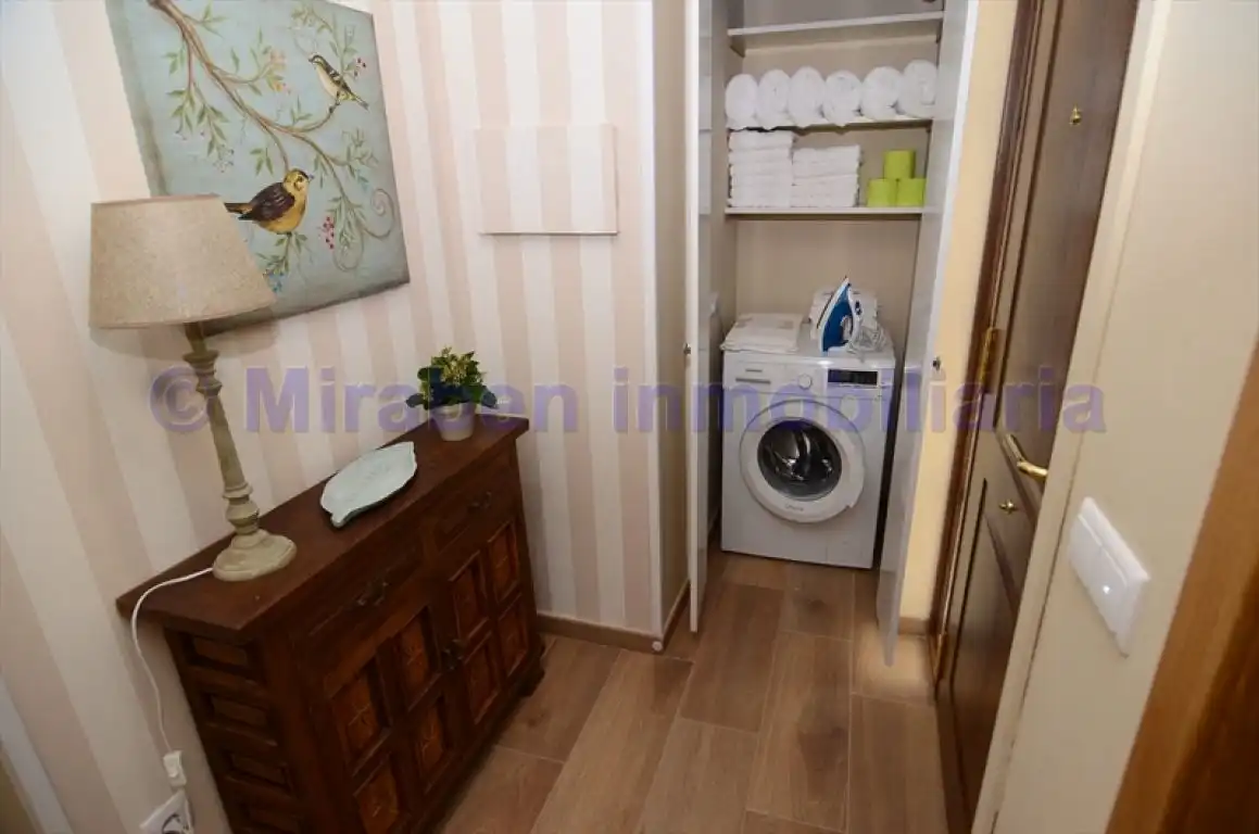 Habitación de Piso de alquiler en Boiro con Calefacción, Terraza y Amueblado