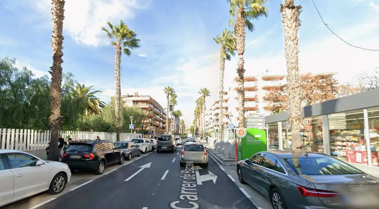 Locale commerciale in cessione a Carrer de Barcelona, imagen 4