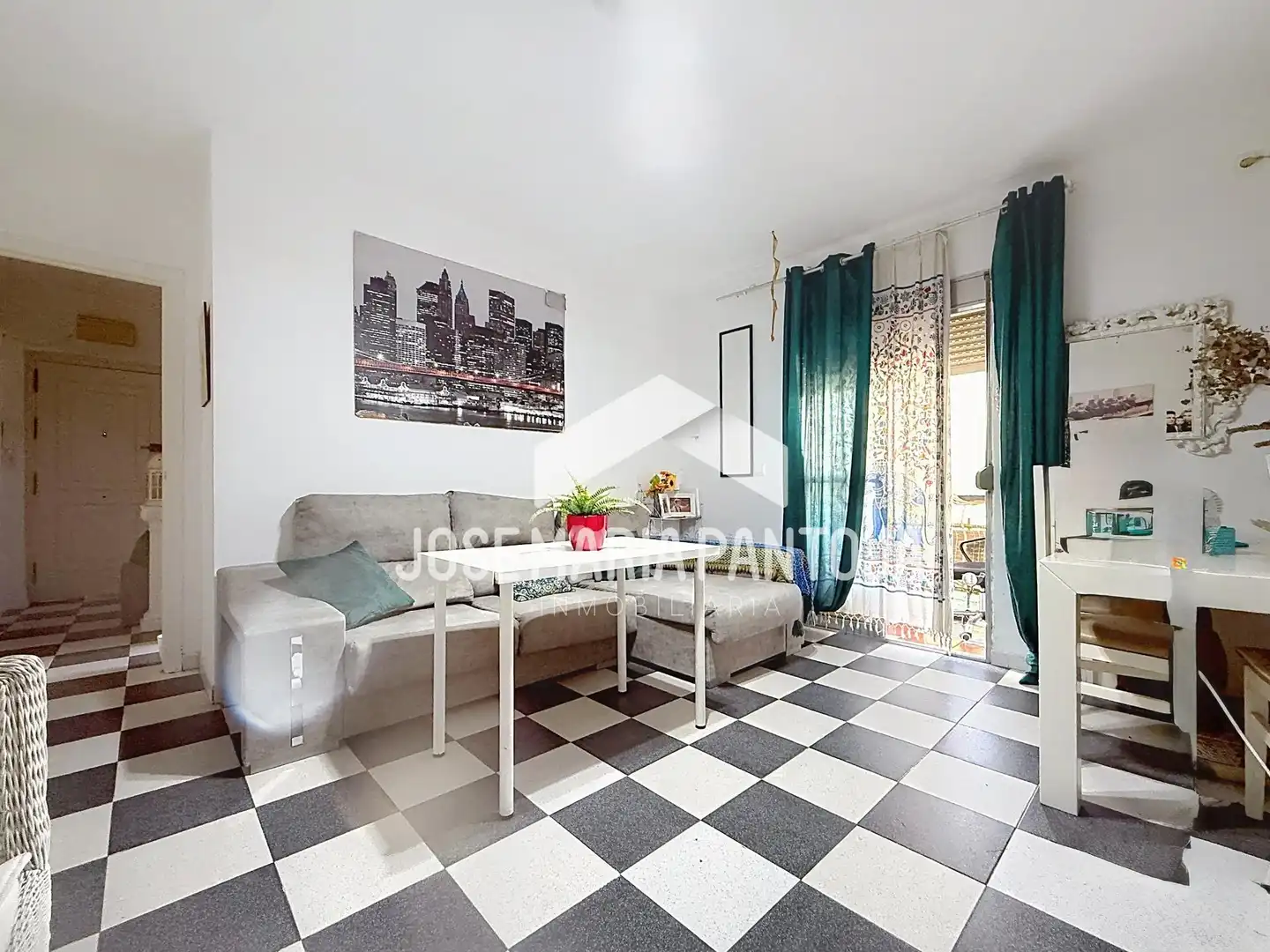 Sala de estar de Piso en venta en Jerez de la Frontera con Aire acondicionado y Balcón