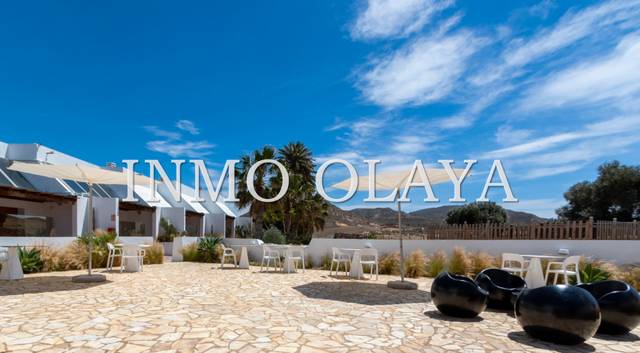 Edificio en Venta en Rodalquilar - La Isleta