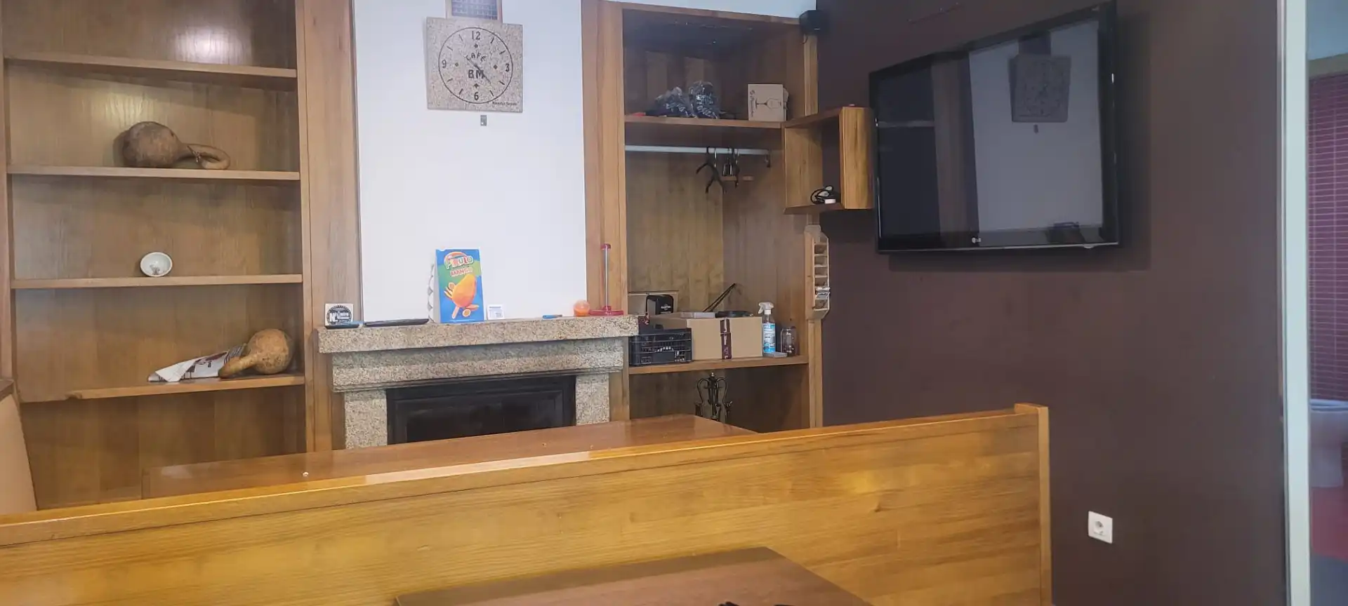 Local de alquiler en Trazo con Terraza y Amueblado