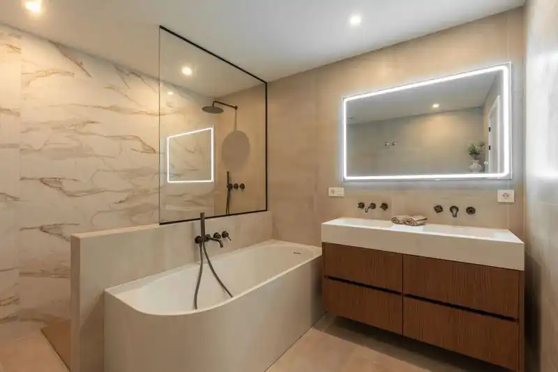 Bathroom of Detached homes for rent in Marbella  with Air Conditioner, Heating and Private garden