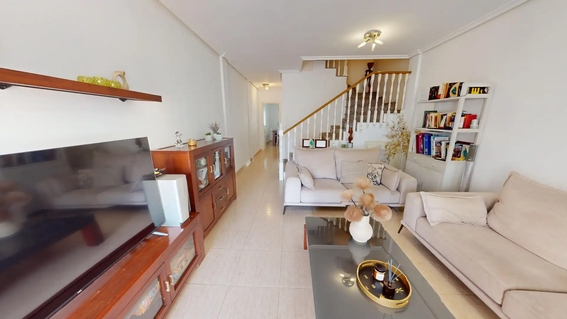 Sala d'estar de Casa o xalet en venda en Los Alcázares amb Aire condicionat, Terrassa i Traster