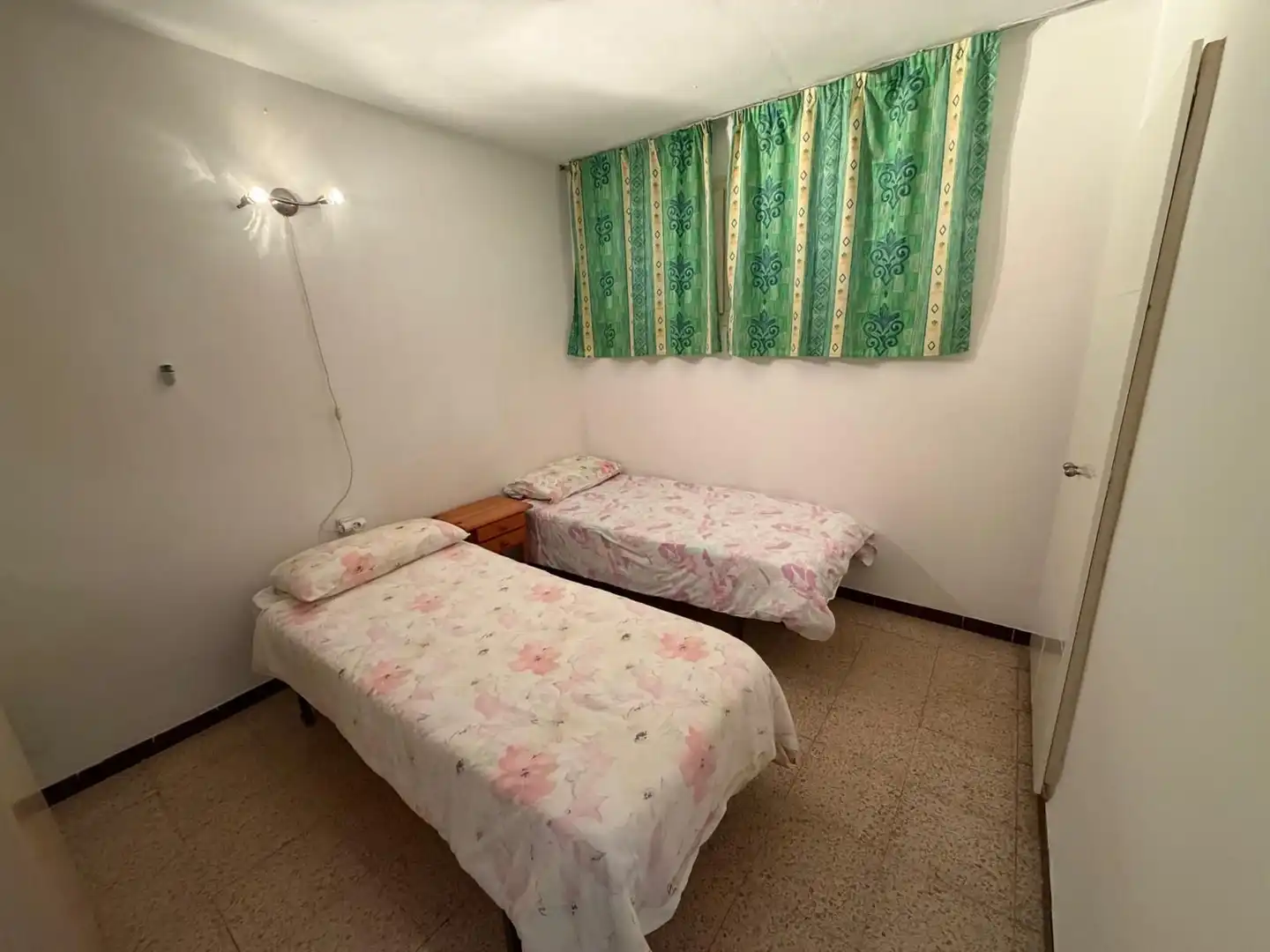 Bedroom of Apartments for sale in Roses  with Air Conditioner, Heating and Terrace