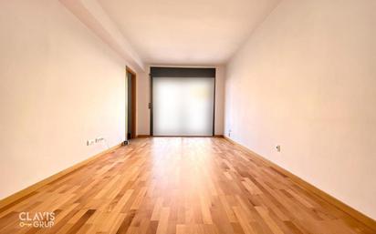 Bedroom of Flat for sale in  Barcelona Capital  with Air Conditioner, Heating and Parquet flooring