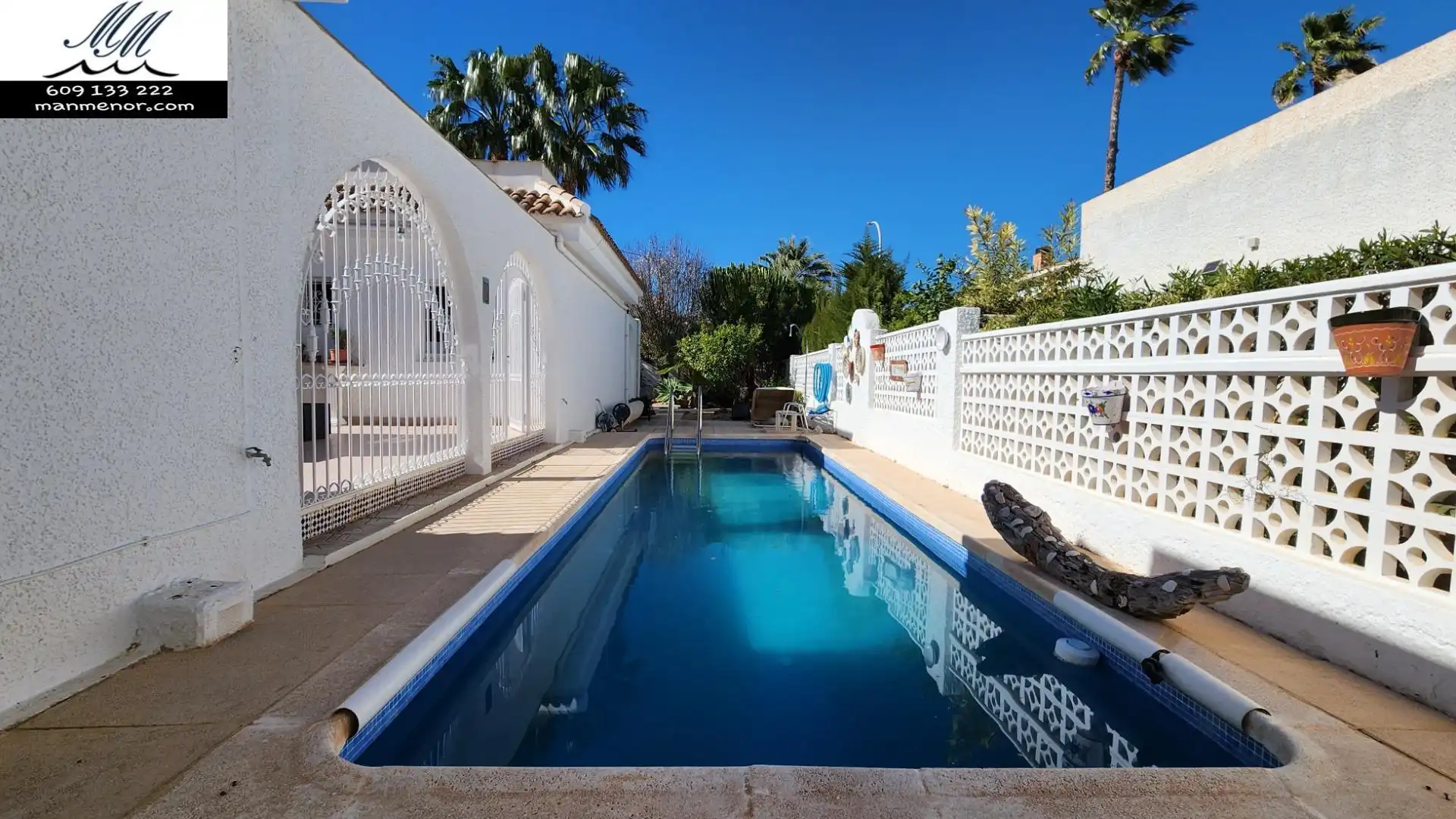 Piscina de Casa o xalet en venda en Los Alcázares