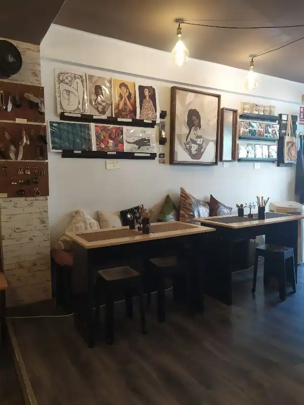 Gewerbefläche zum Verkauf in Calle Almirante Carranza 32, imagen 3