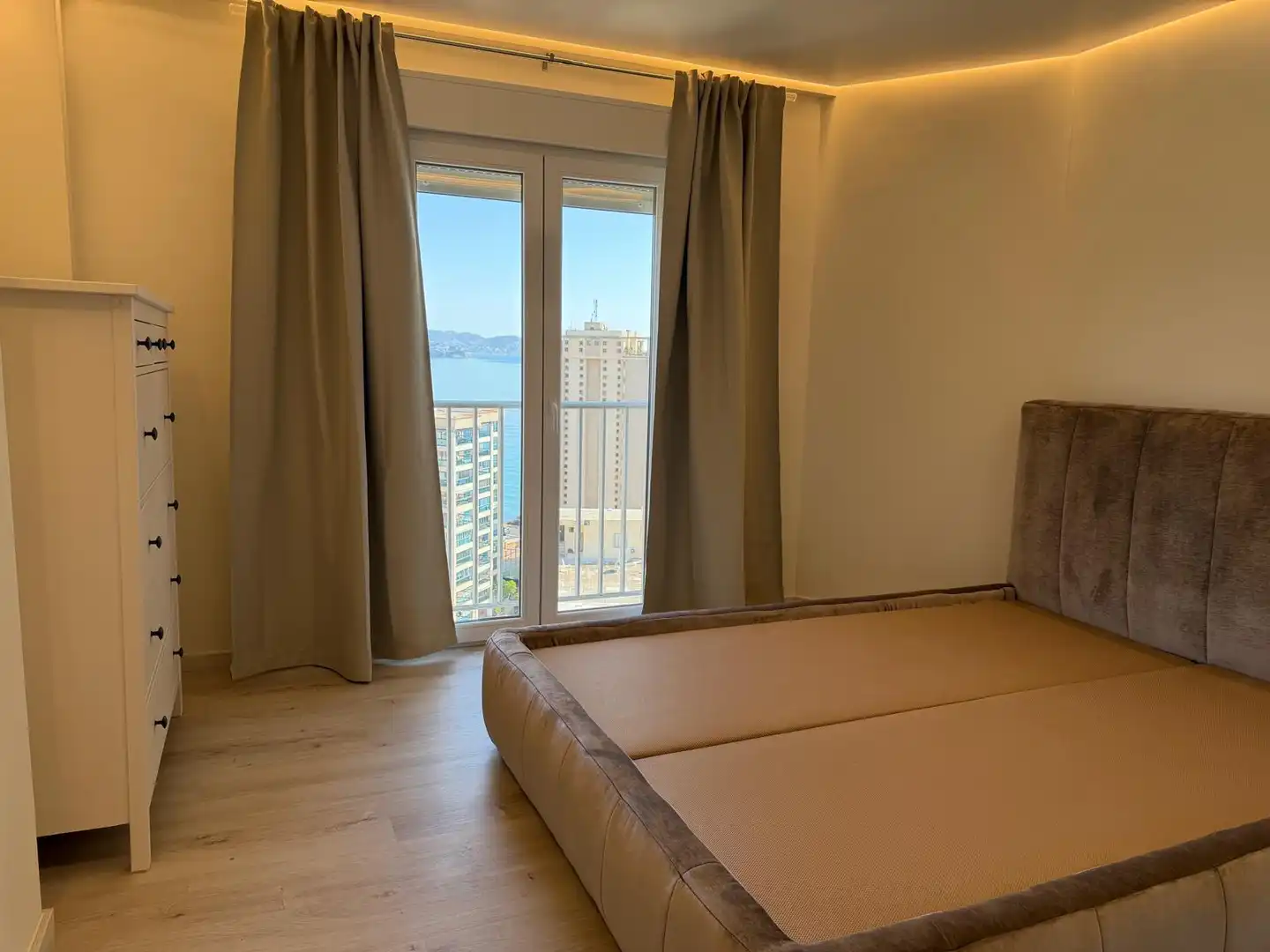 Habitación de Apartamento en venta en Calpe / Calp con Aire acondicionado, Calefacción y Terraza