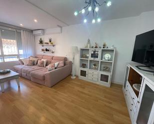 Sala d'estar de Àtic en venda en Vélez-Málaga amb Aire condicionat i Terrassa