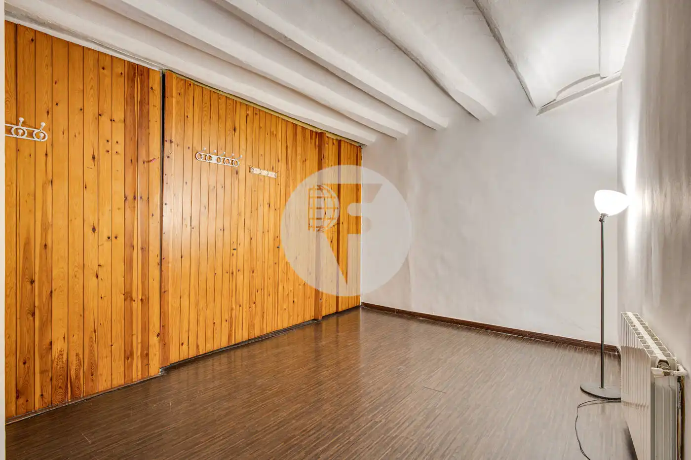 Piso en venta en Barcelona con Calefacción y Balcón