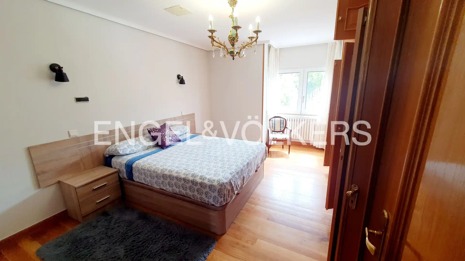 Habitación de Casa adosada en venta en Aguilar de Campoo con Calefacción, Jardín privado y Parquet